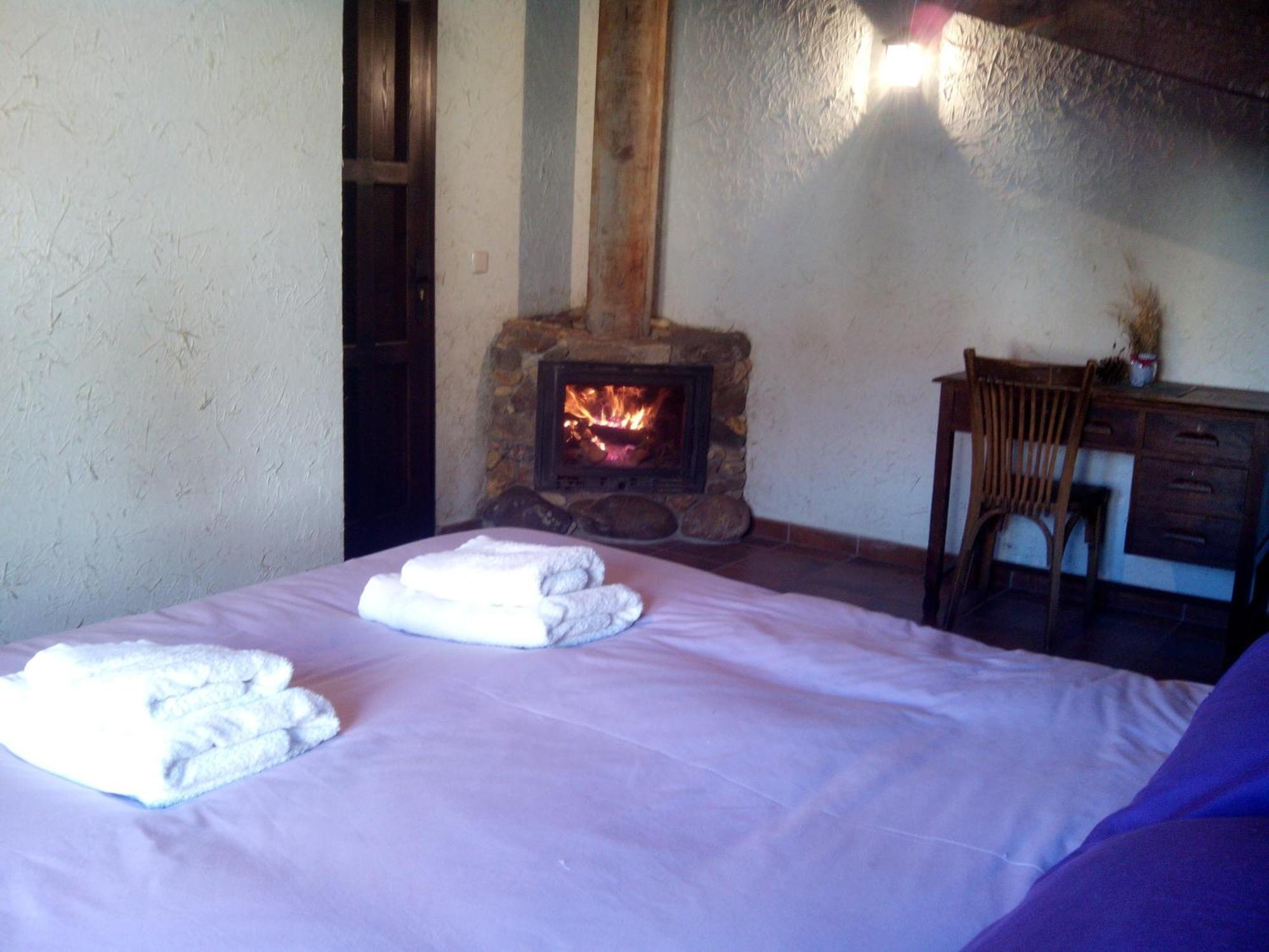 Hotel Rural Bermellar Bagian luar foto